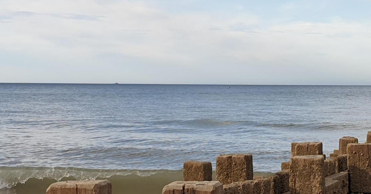 Tranquillity Sea Side Caravan Apartment Trimingham Exterior photo