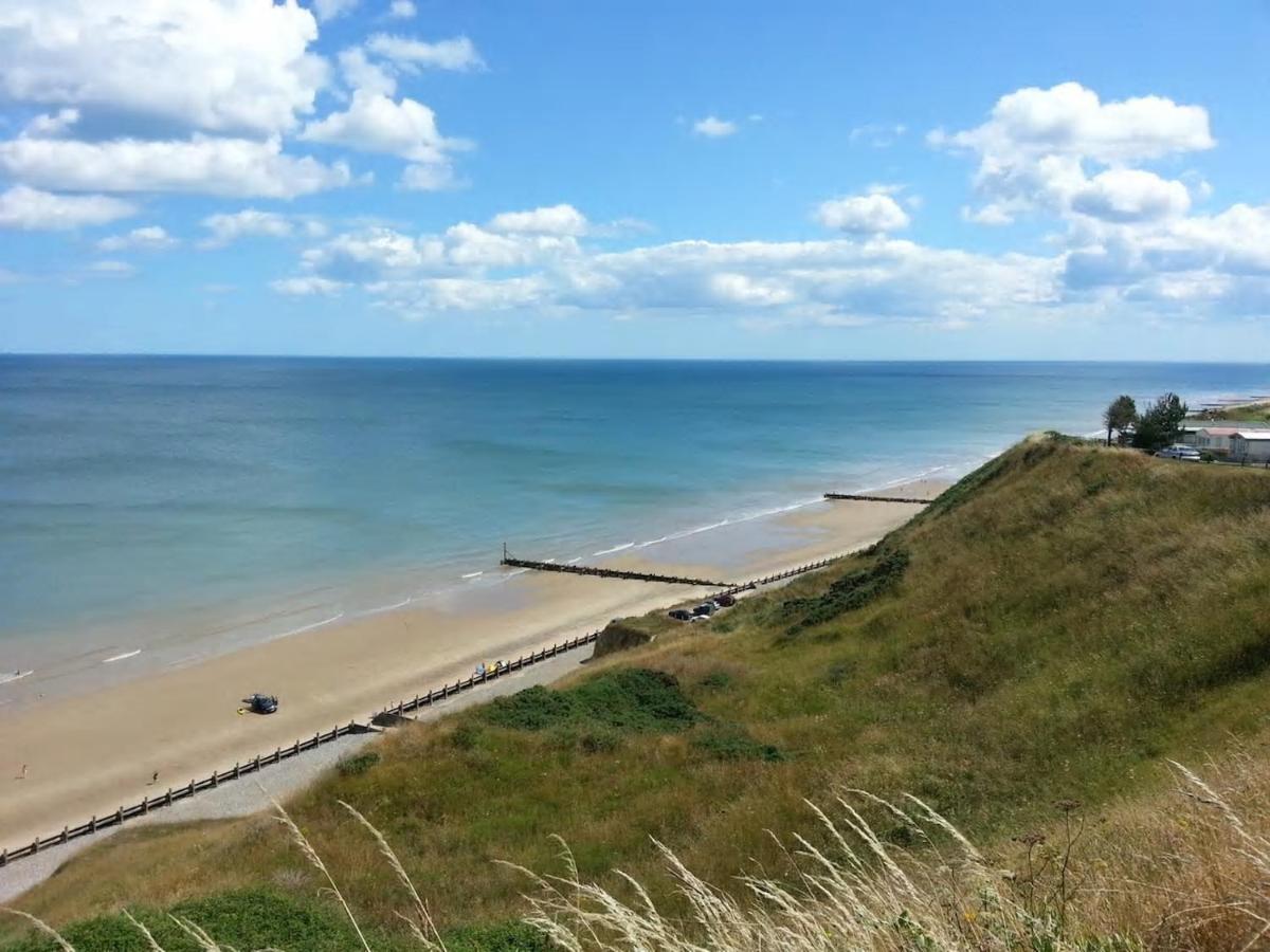 Tranquillity Sea Side Caravan Apartment Trimingham Exterior photo