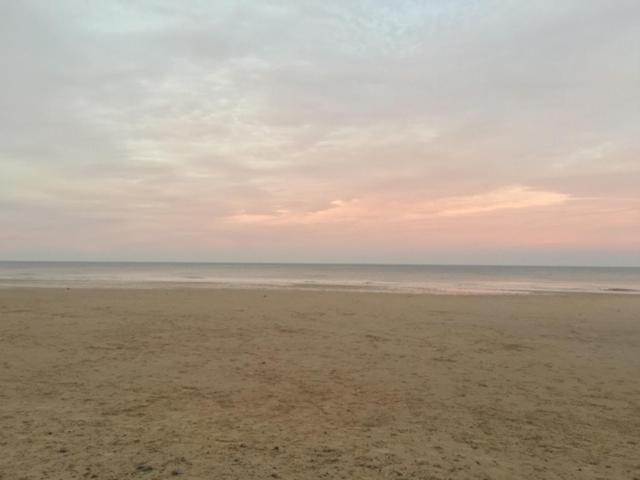 Tranquillity Sea Side Caravan Apartment Trimingham Exterior photo